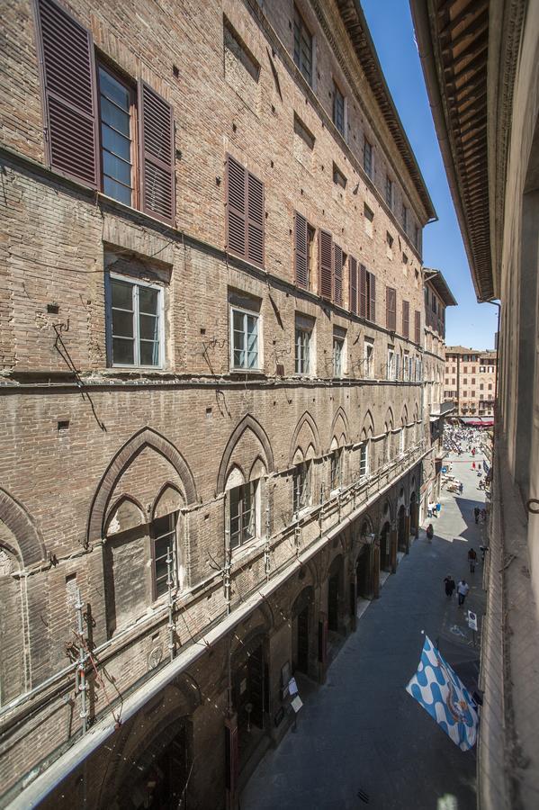 Palazzo Del Papa Hotel Siena Exterior foto